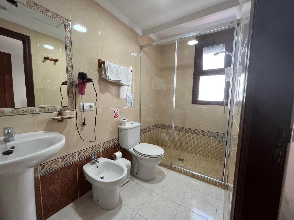 Hostel Conil Conil De La Frontera Dış mekan fotoğraf